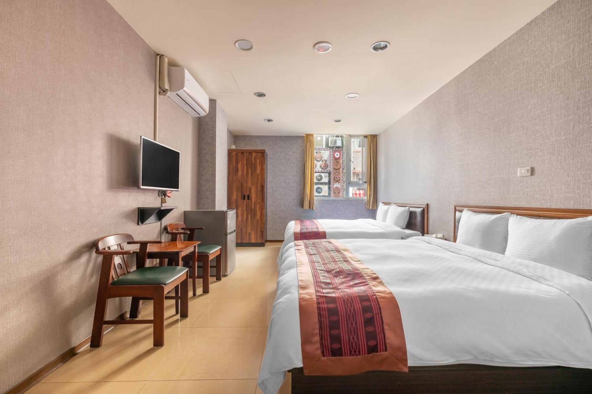 Song He Homestay Юйчи Экстерьер фото